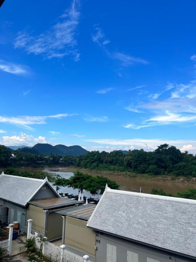 Namkhan Riverside Hotel 루앙프라방 외부 사진