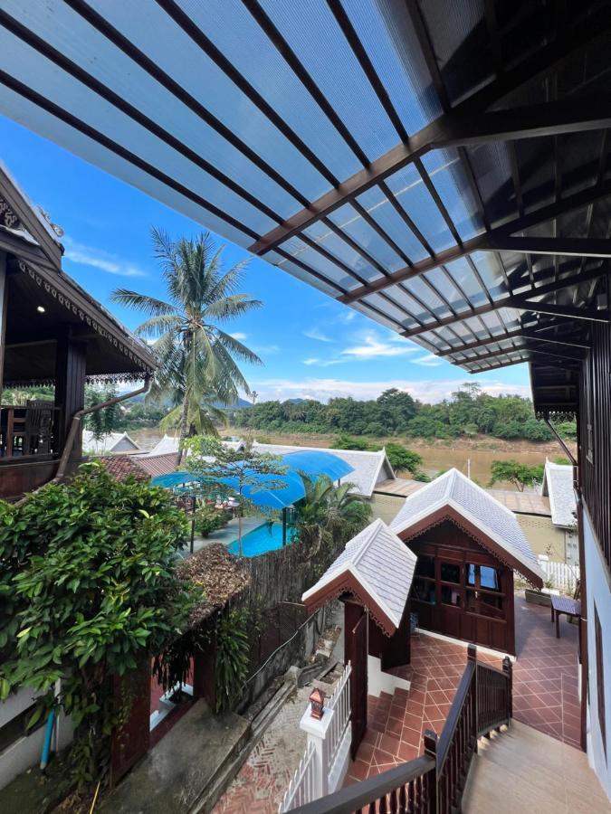 Namkhan Riverside Hotel 루앙프라방 외부 사진