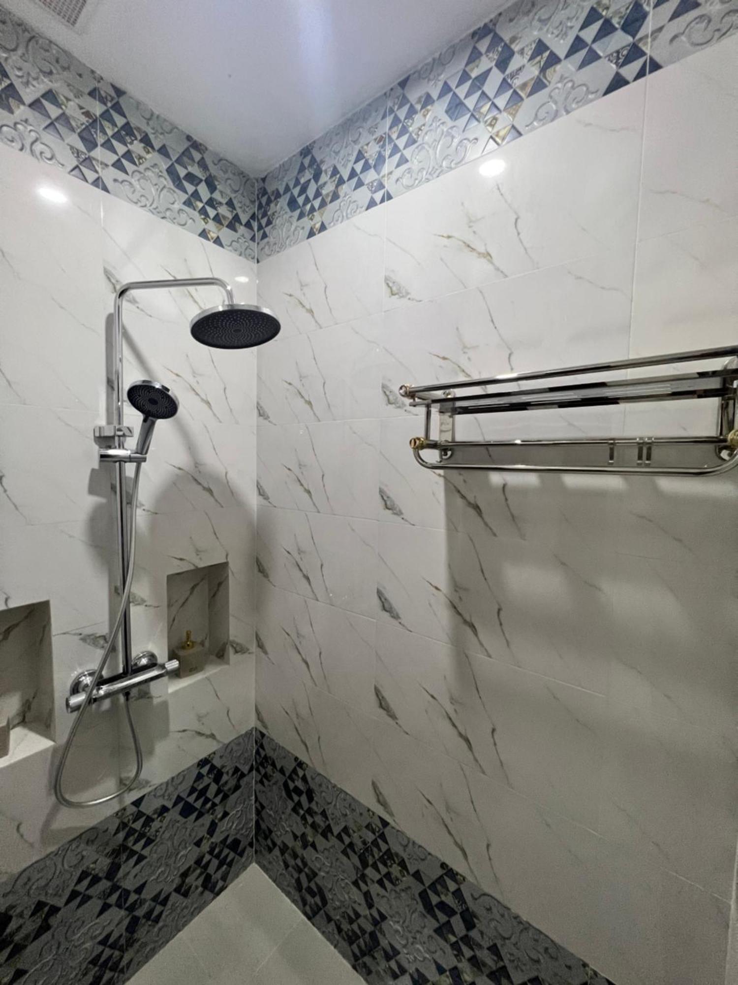 Namkhan Riverside Hotel 루앙프라방 외부 사진